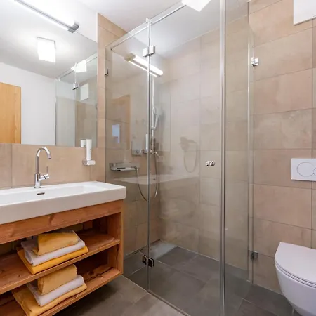 Tauern Mitterwirt 312 *